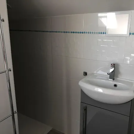 Confort Pres Du Circuit Des 24h Du Mans - 3 Chambres, Jardin Et Parking Prive Landhaus *